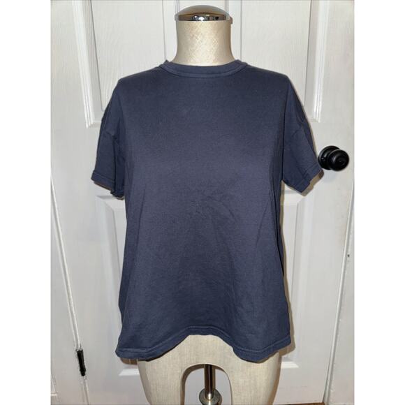 Tuckernuck Tops - Tuckernuck Pomander Place Women’s Navy Boxy Tee Size S 100% Cotton